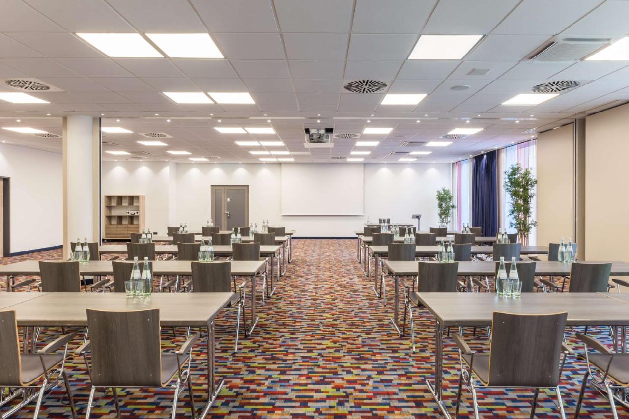 Park Inn By Radisson Neumarkt Neumarkt in der Oberpfalz Exterior foto